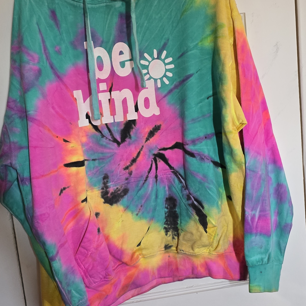 Tie-Dye 'Be Kind' Hoodie